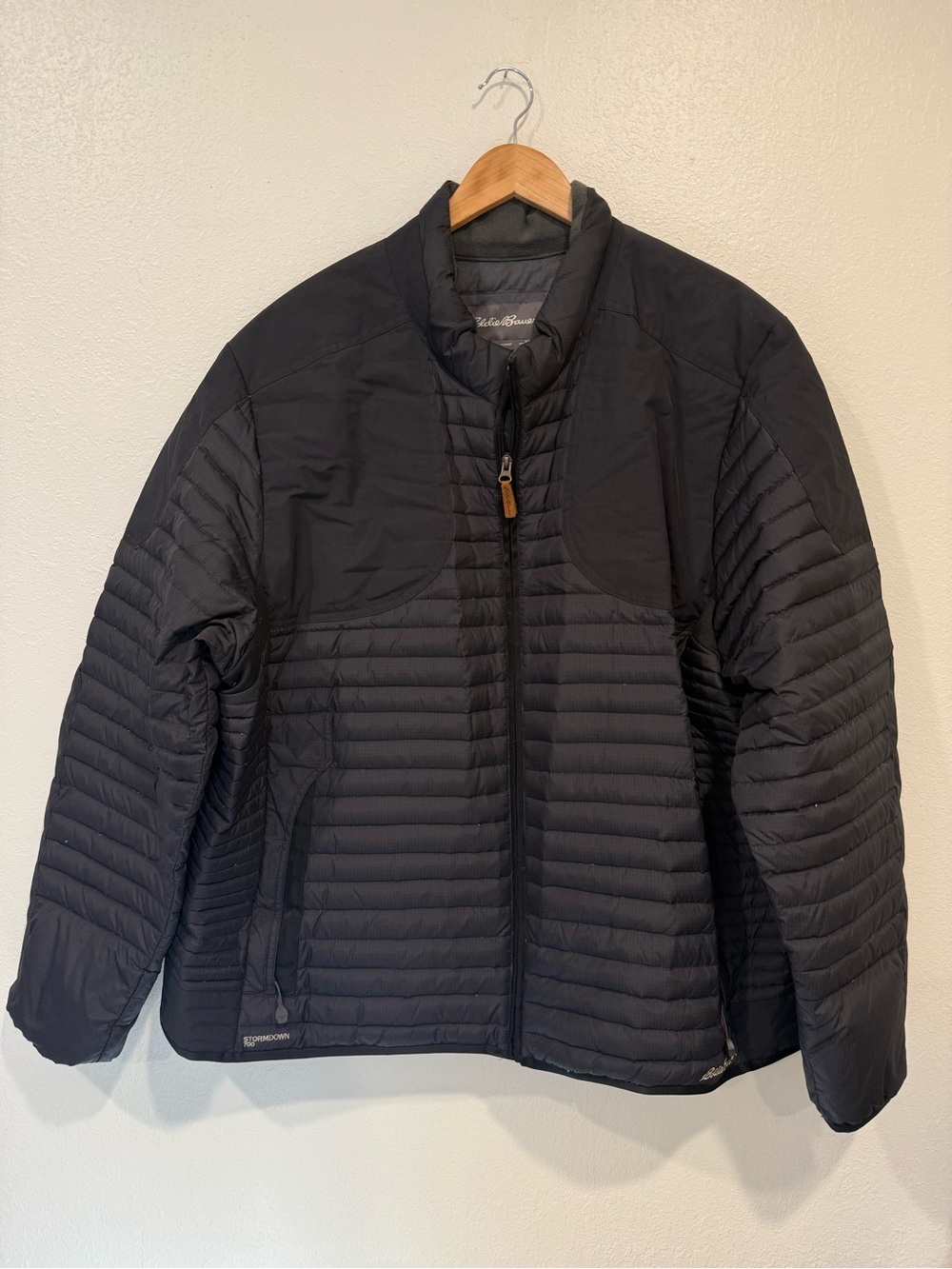 Eddie Bauer Sport Shop Black Quilted Lightweight Puffer Jacket